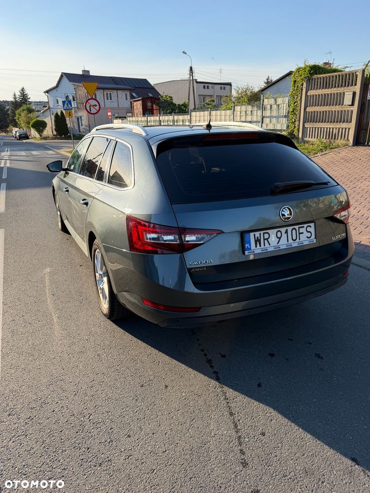 Skoda Superb 1.6 TDI DSG Style - 3