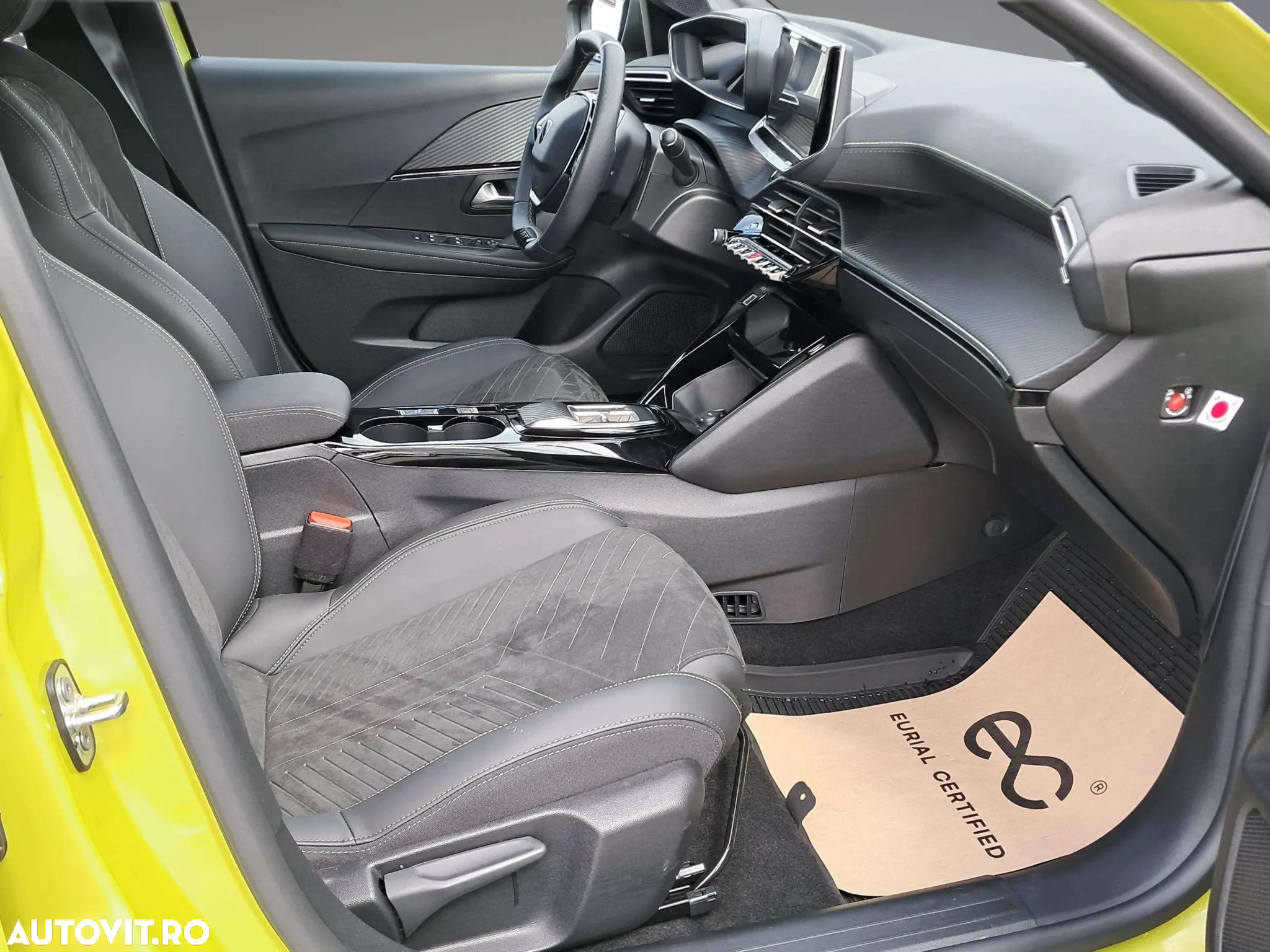Peugeot 208 e-208 GT - 6