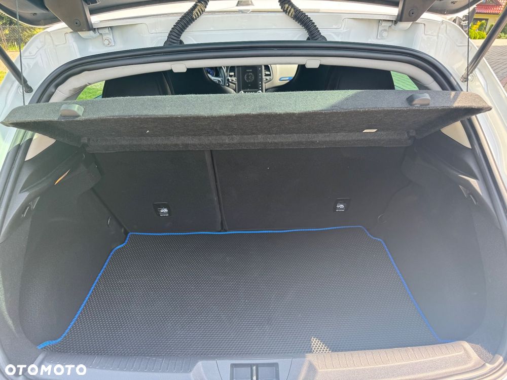 Renault Megane 1.6 TCe GT EDC - 11