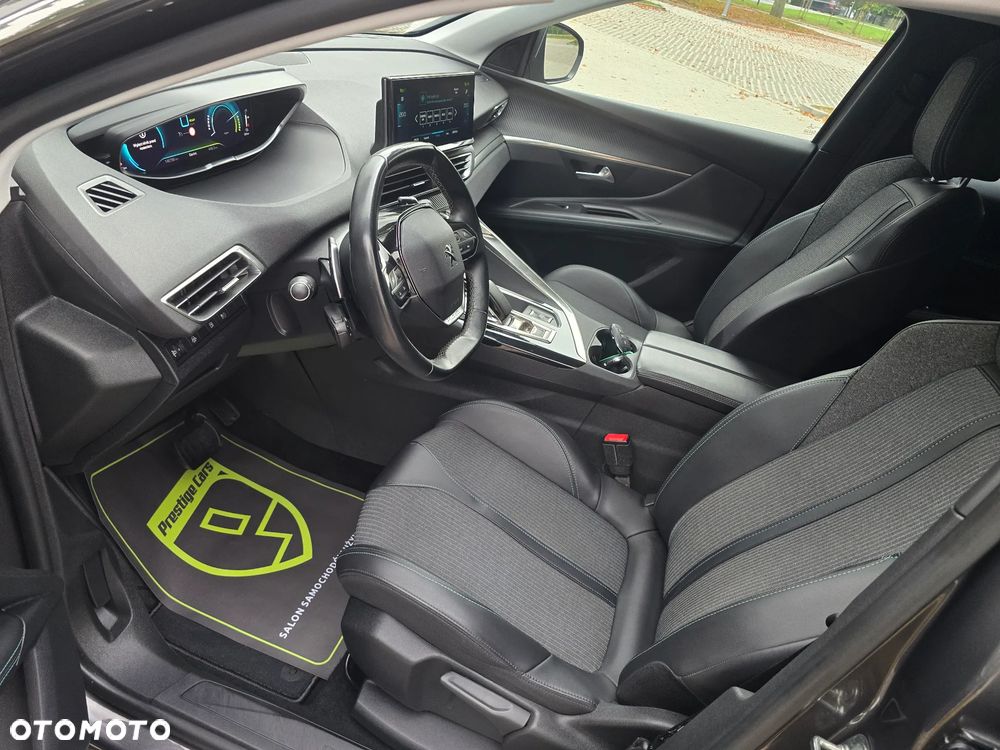 Peugeot 3008 1.6 PureTech Hybrid PHEV Allure Pack S&S EAT8 - 32