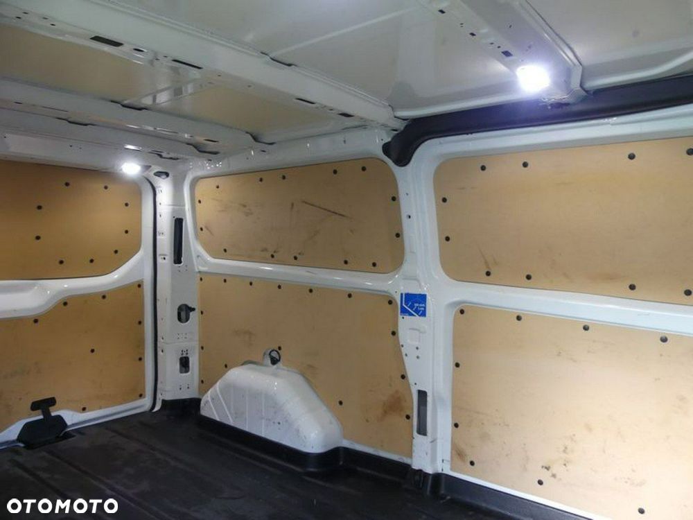 Ford Transit Custom - 16