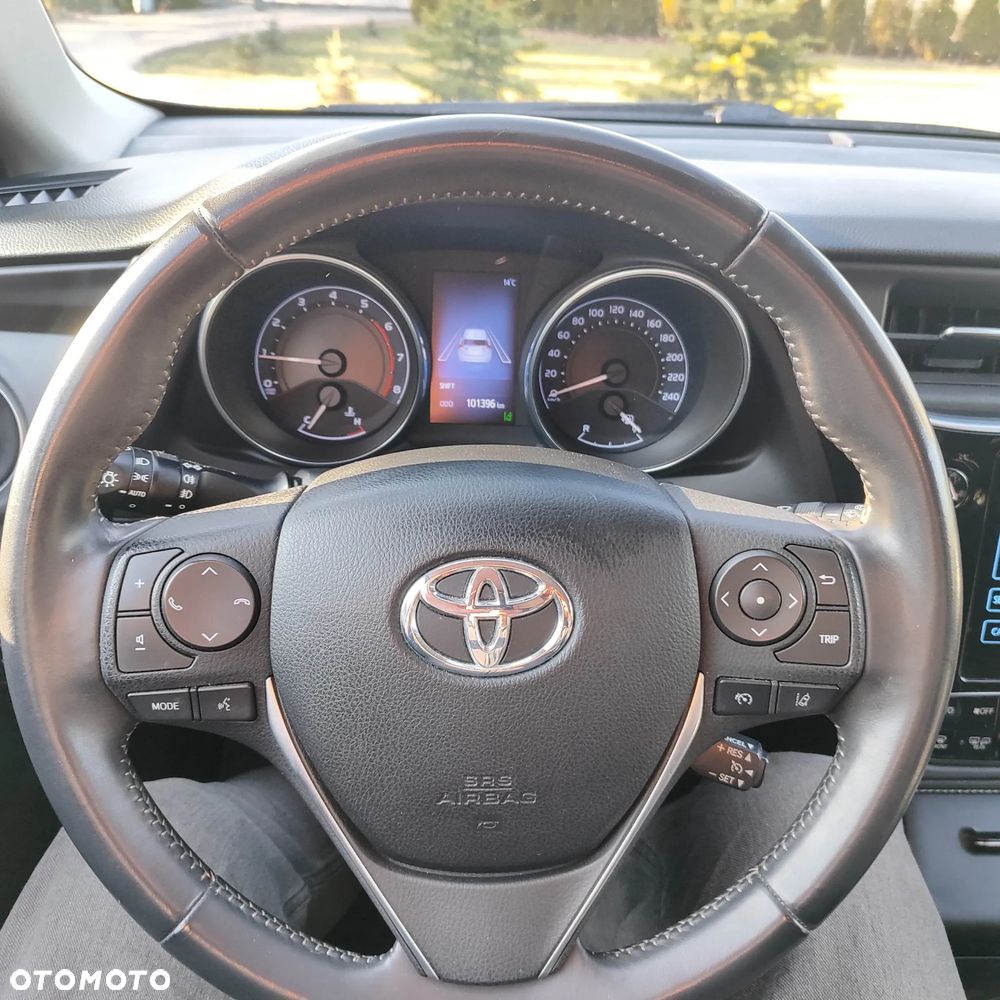 Toyota Auris 1.2 T Dynamic - 24