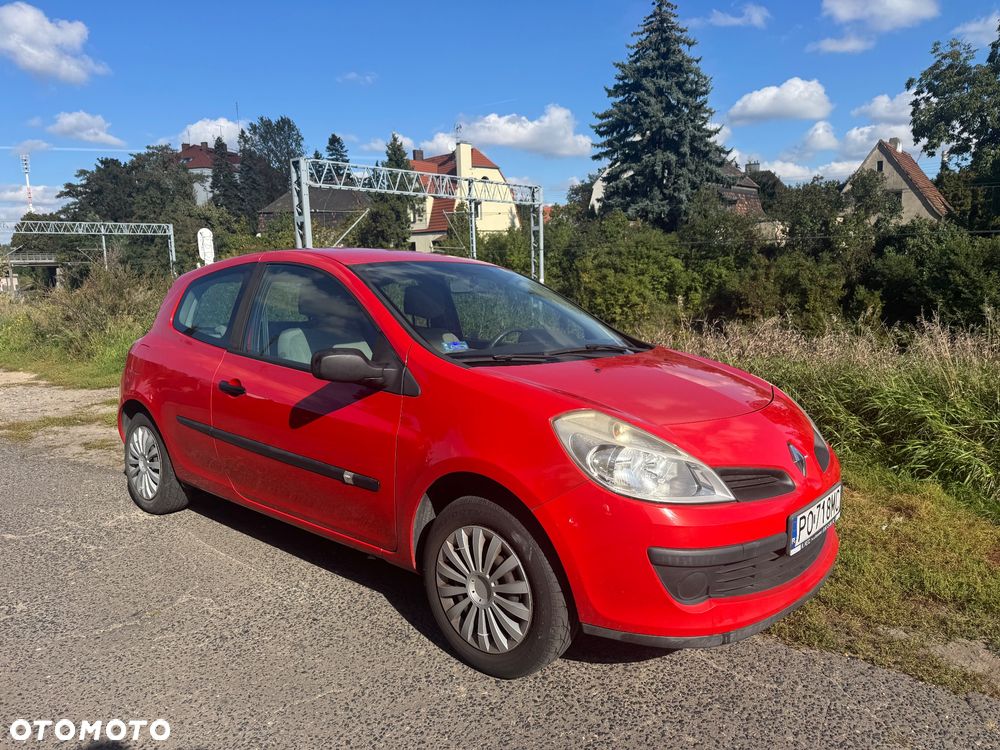 Renault Clio 1.2 16V Galileo - 1