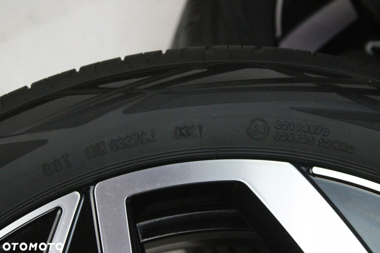 KOŁA FELGI ALUMINIOWE 19" VW ID.3 7,5J ET50 215/50/R19 CONTINENTAL CONTISEA - 6