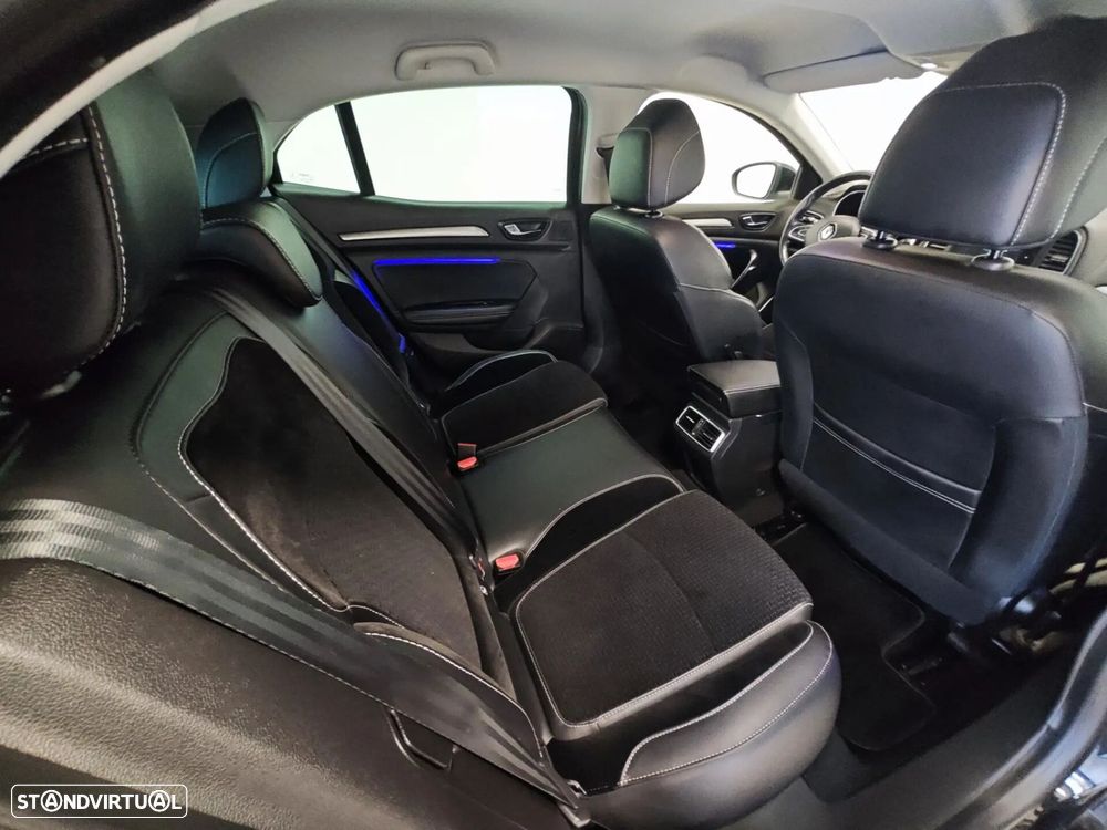 Renault Mégane ENERGY TCe 130 INTENS - 23