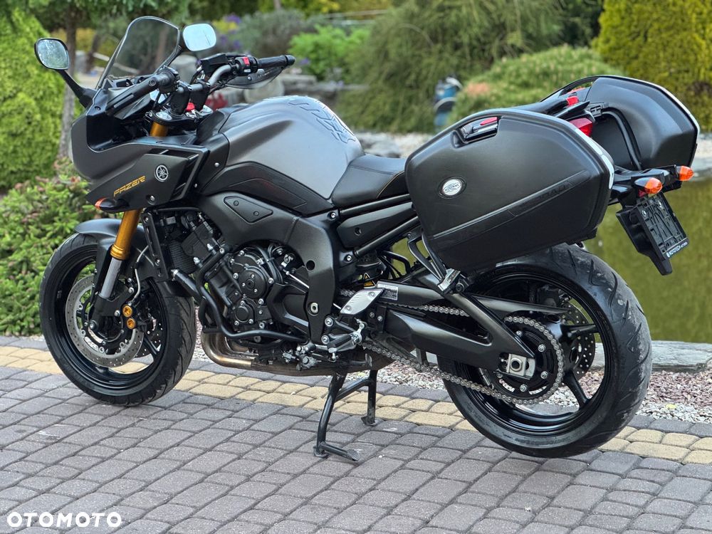 Yamaha FZ8 - 6