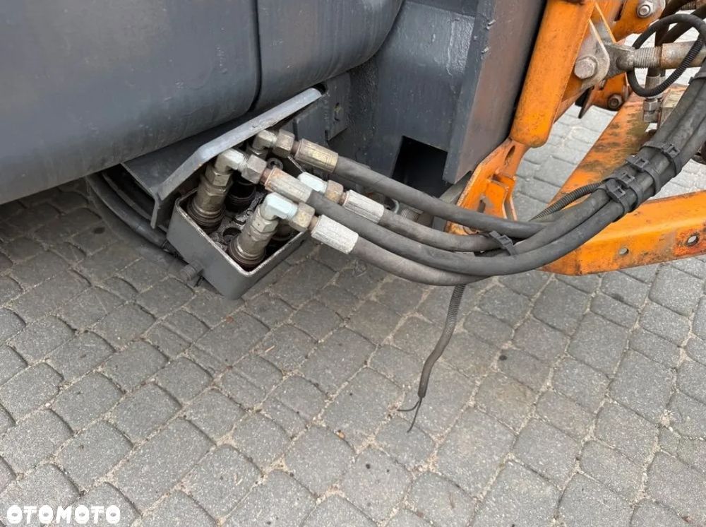 Renault Kerax 4x4 320DCi Wywrotka 3str 2004r. Klima SPECJALNY Solarka ACOMETIS Piaskarka Pług - 28