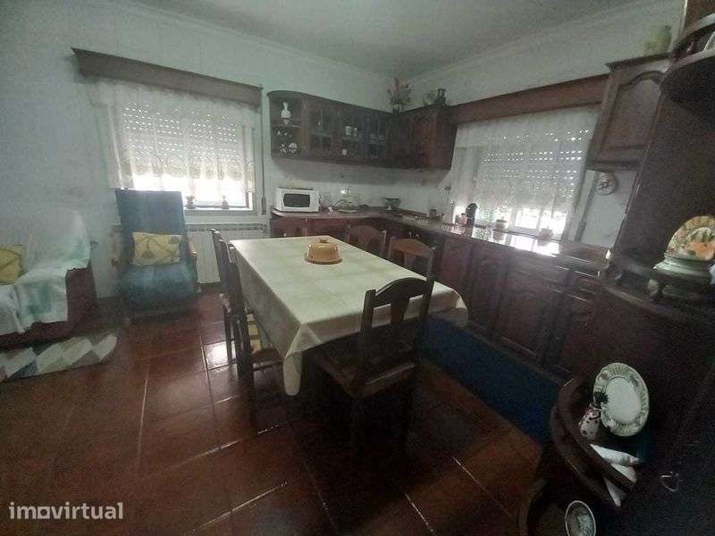 Moradia geminada - Grande imagem: 4/12