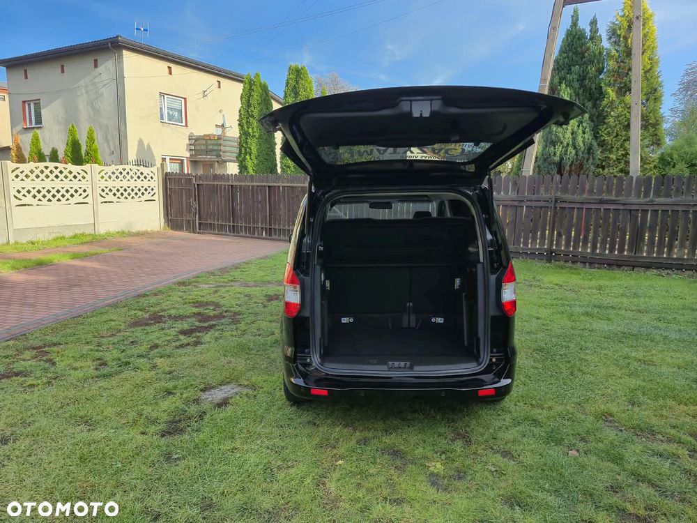 Ford Tourneo Courier - 19