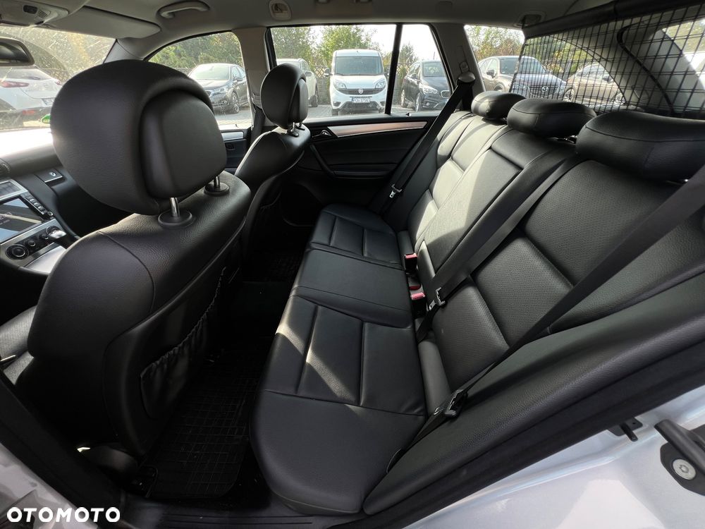 Mercedes-Benz Klasa C 180 Kompressor Automatik BlueEFFICIENCY Avantgarde - 21