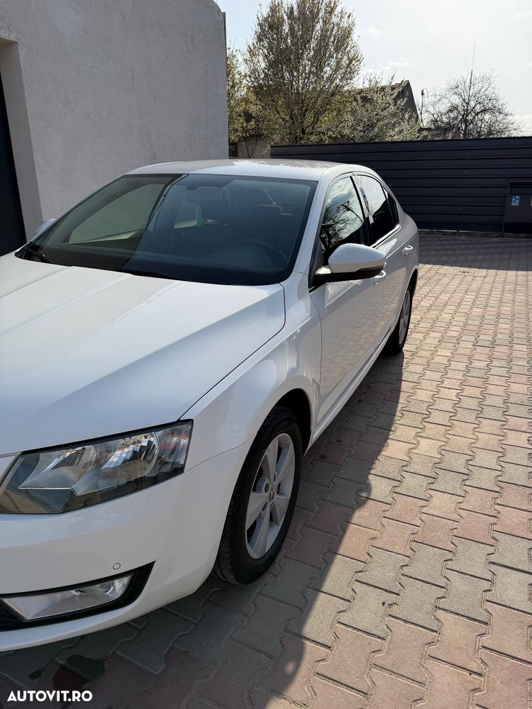 Skoda Octavia 1.6 TDI Ambition - 5