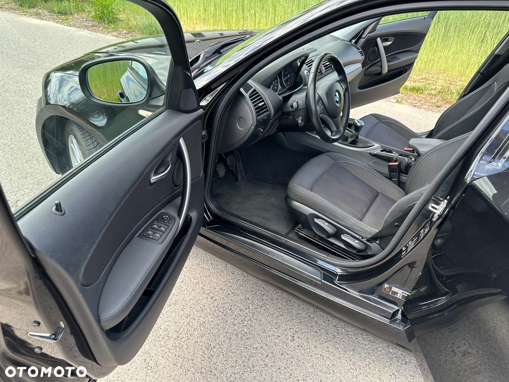 BMW Seria 1 - 35