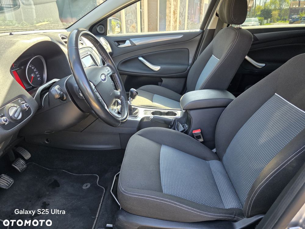 Ford Mondeo 2.0 TDCi Titanium - 11