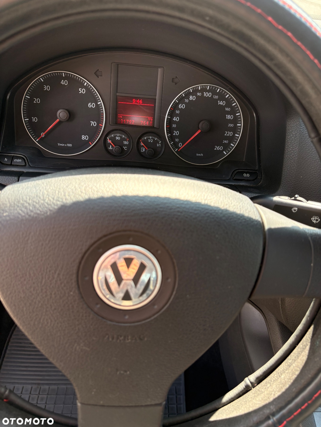 Volkswagen Jetta 1.6 FSI Comfortline - 12