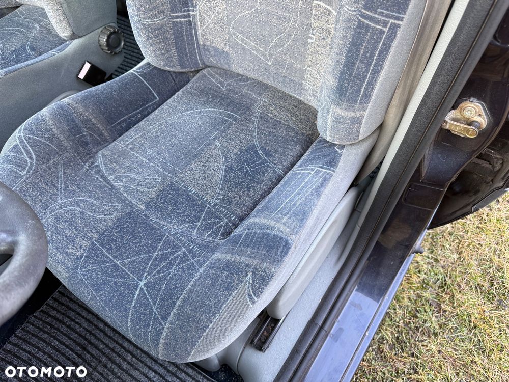 Renault Scenic 1.6 16V EXpression - 25