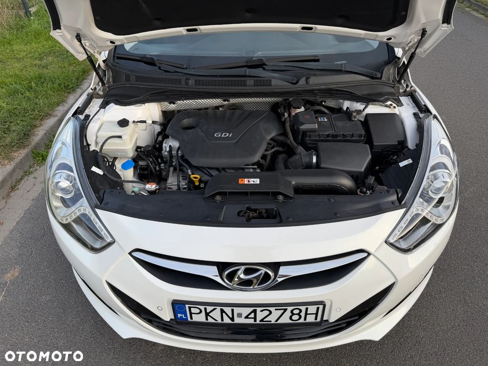 Hyundai i40 Kombi 1.6 Trend - 16