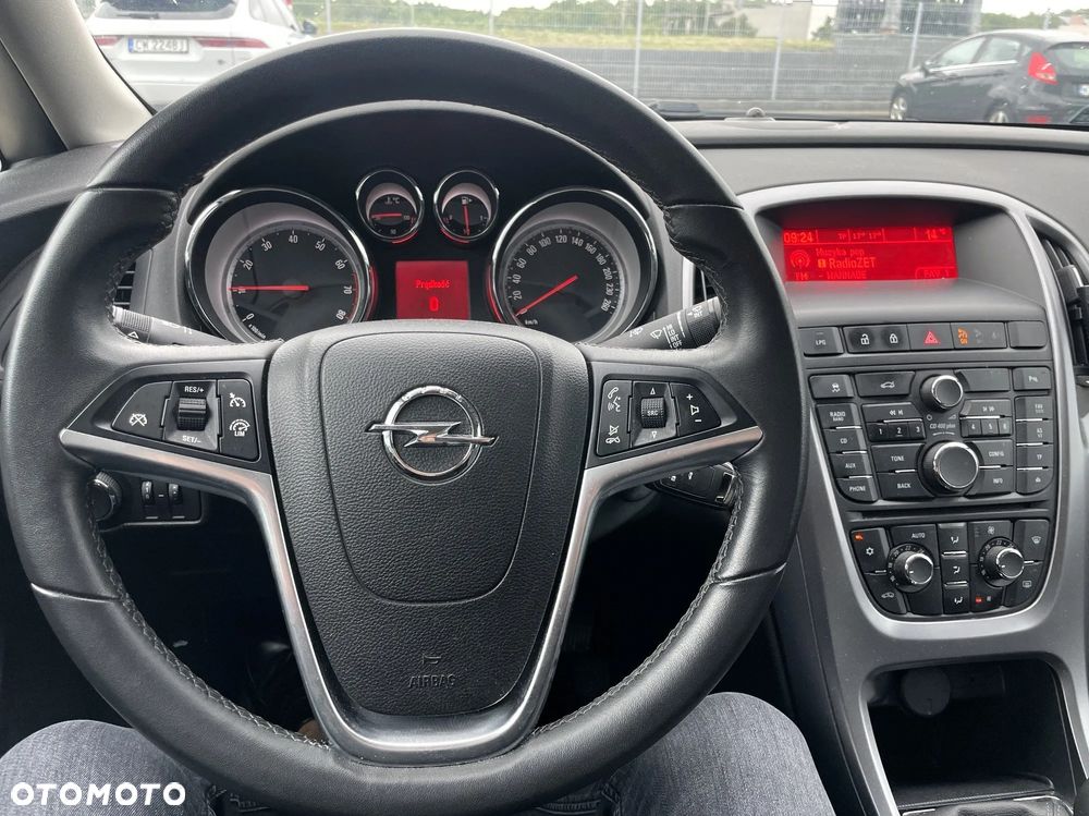 Opel Astra 1.4 T Enjoy EU6 - 11