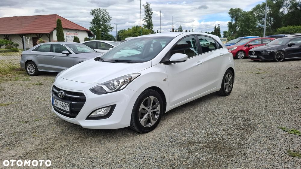 Hyundai i30 blue 1.4 YES Silver - 4