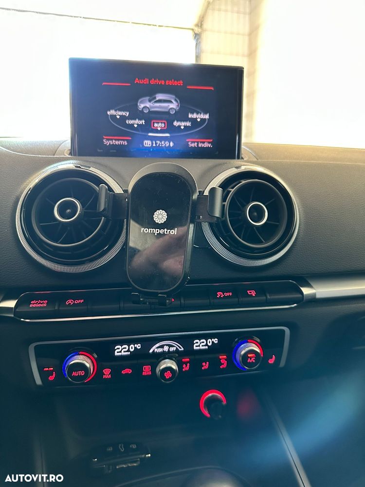 Audi A3 1.6 TDI Stronic Ambition - 10