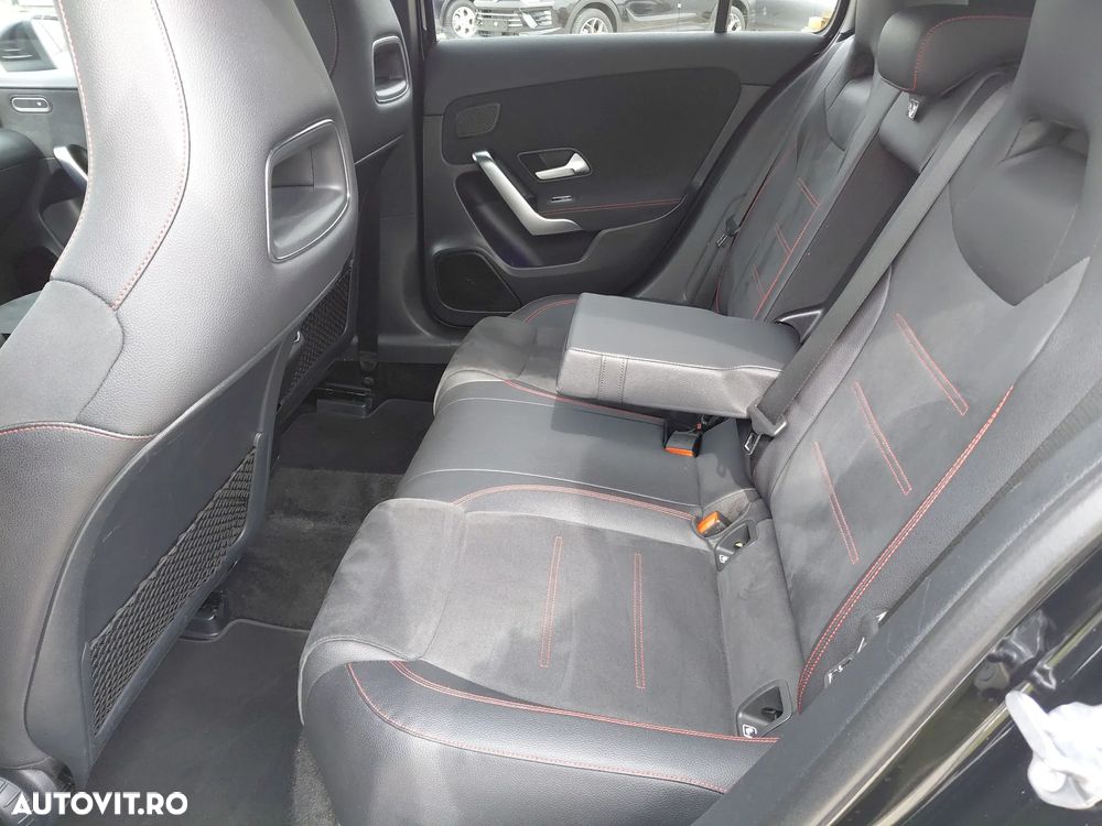 Mercedes-Benz A 220 Sedan 7G-DCT AMG Line - 13