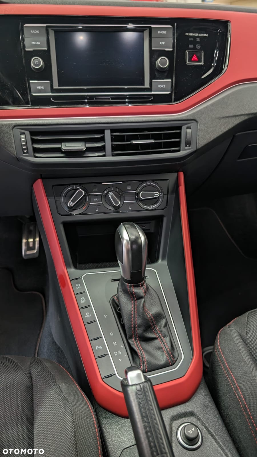 Volkswagen Polo 2.0 TSI OPF DSG GTI - 16
