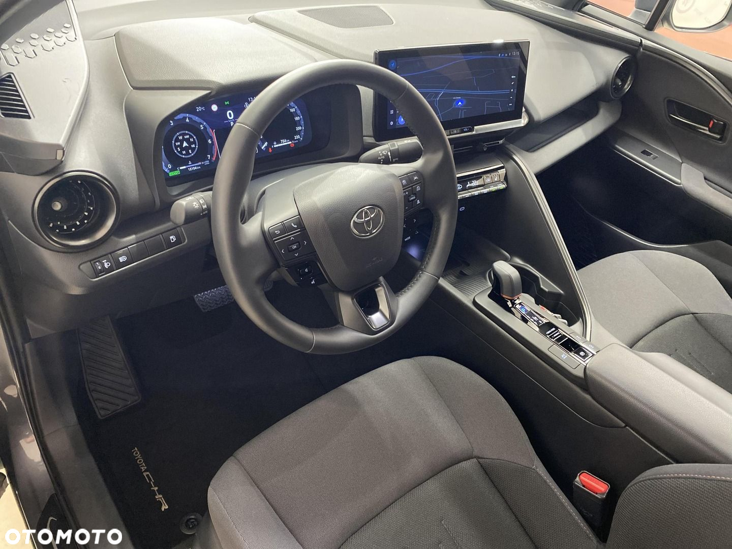 Toyota C-HR - 10