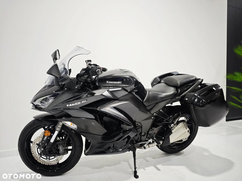 Kawasaki Ninja 1000 SX - 17