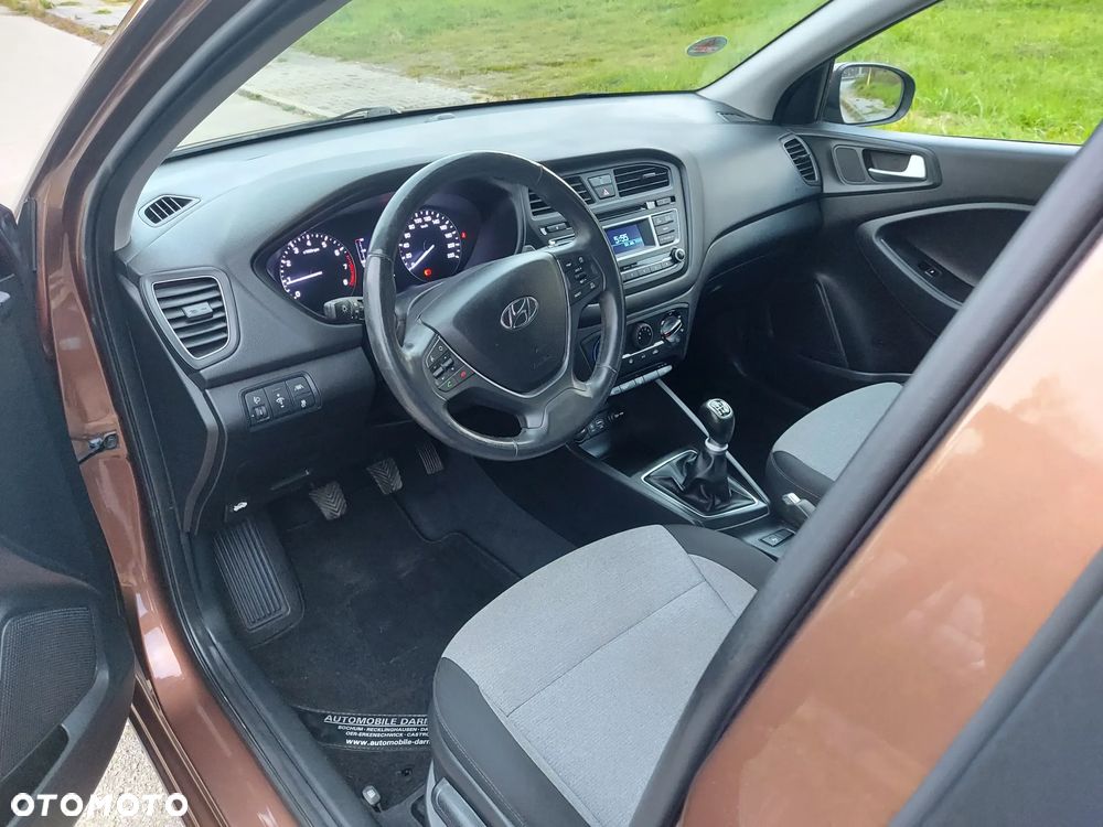 Hyundai i20 1.2 YES - 19