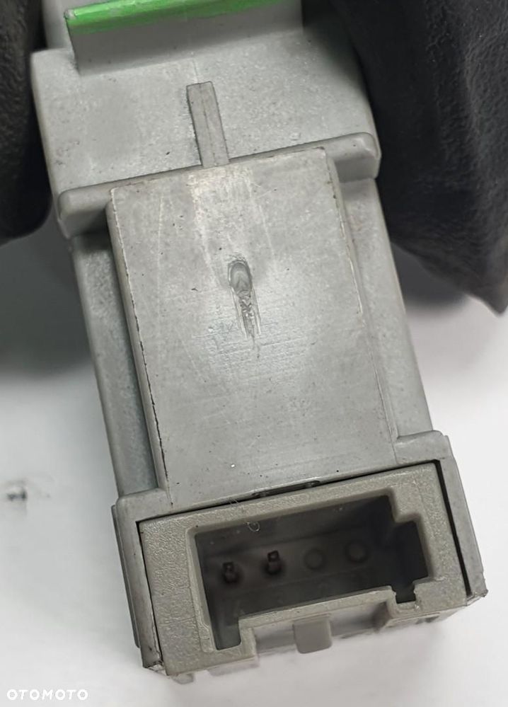 CZUJNIK PEDAŁU SPRZĘGŁA OPEL ASTRA III H 55701396 - 2