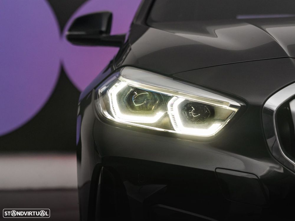 BMW 116 d Pack Desportivo M - 9