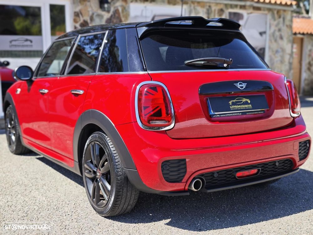 MINI 5 Portas Cooper D - 16