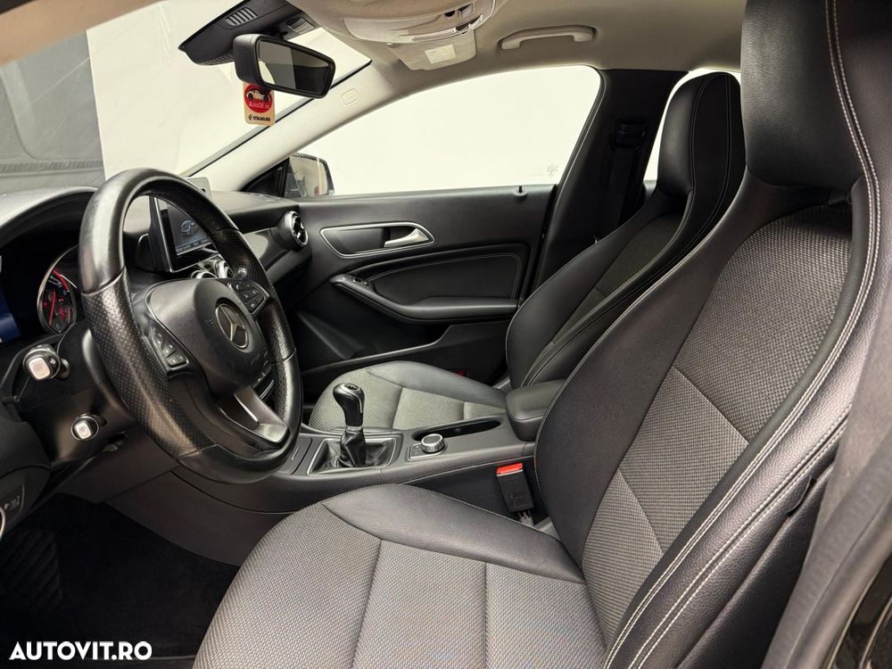Mercedes-Benz CLA - 11
