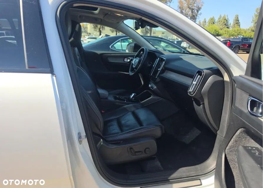 Volvo XC 40 - 10