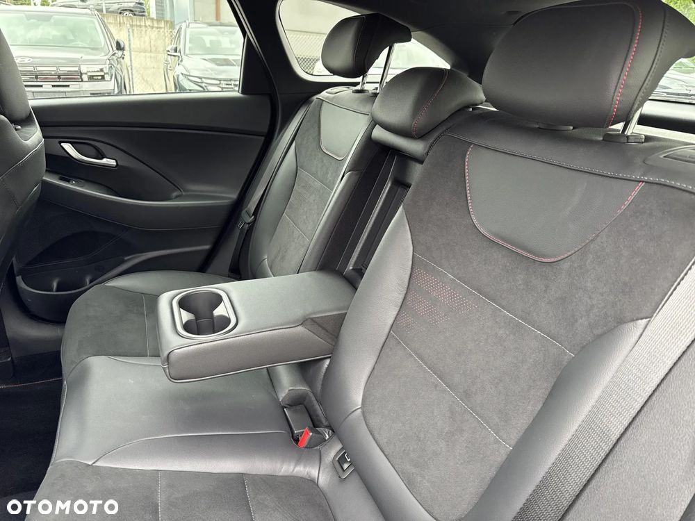 Hyundai i30 1.5 T-GDI 48V Smart - 17