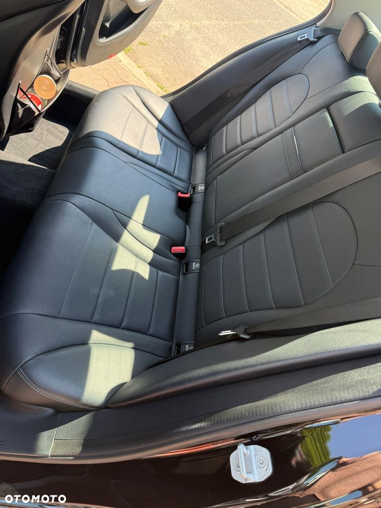 Mercedes-Benz Klasa C 180 7G-TRONIC - 26