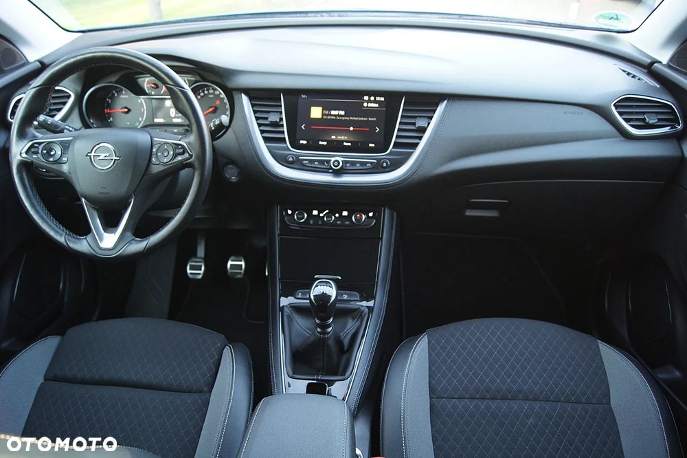 Opel Grandland X 1.2 Start/Stop INNOVATION - 27