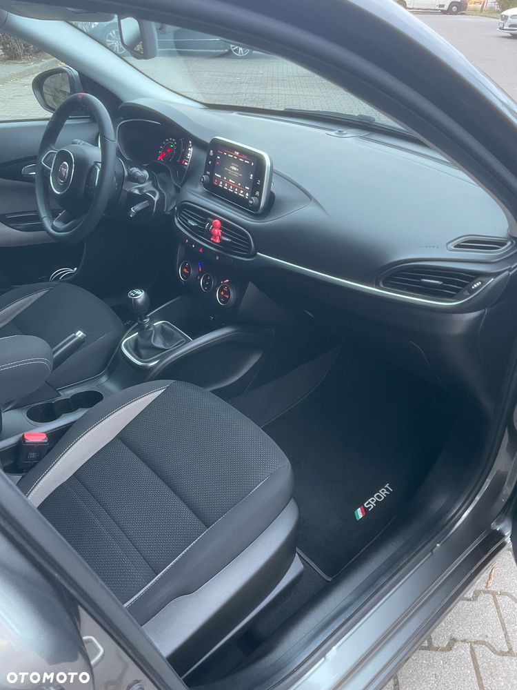 Fiat Tipo 1.4 T-Jet 16v Lounge EU6 - 11