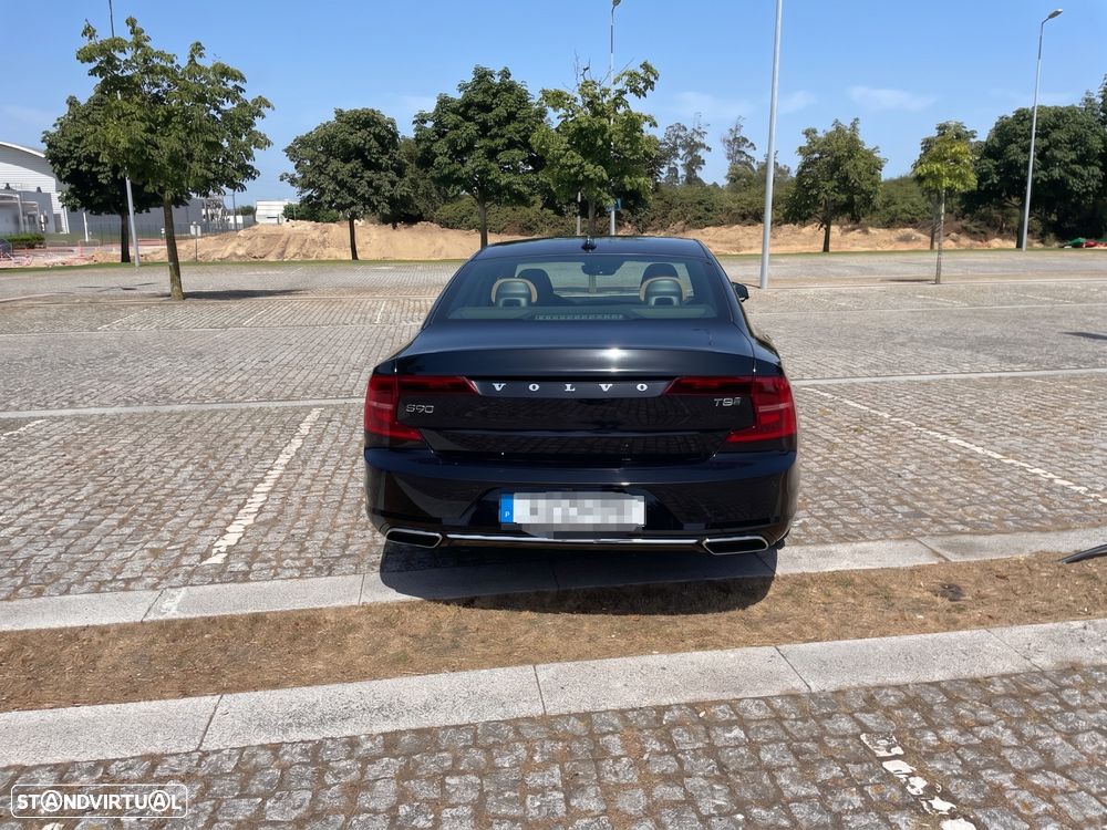 Volvo S90 2.0 T8 Momentum AWD Geartronic - 6