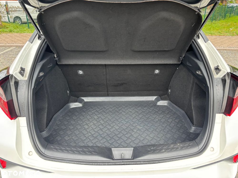 Toyota C-HR 1.2 T GPF Premium - 11