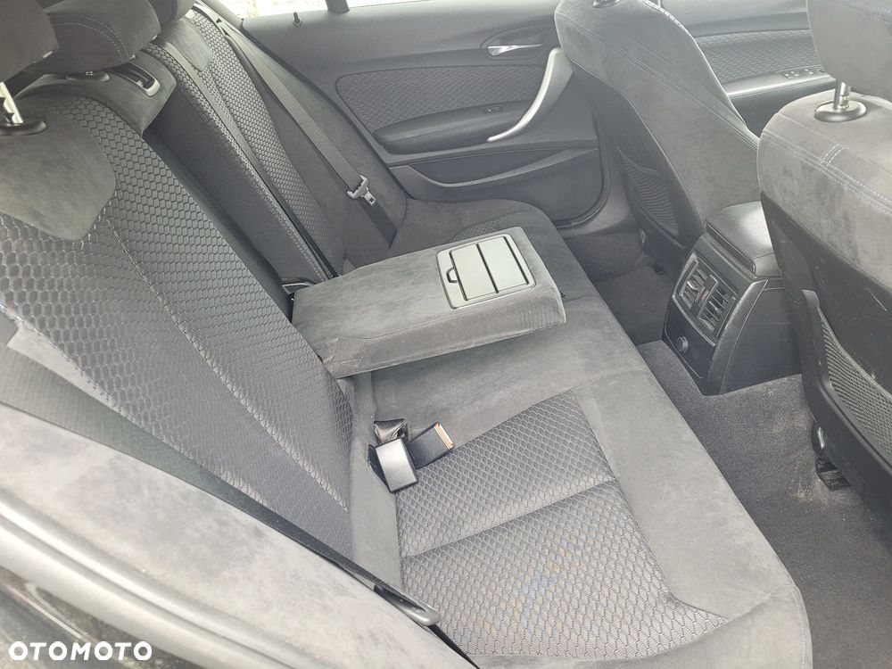 BMW Seria 1 120d M Sport Shadow - 12