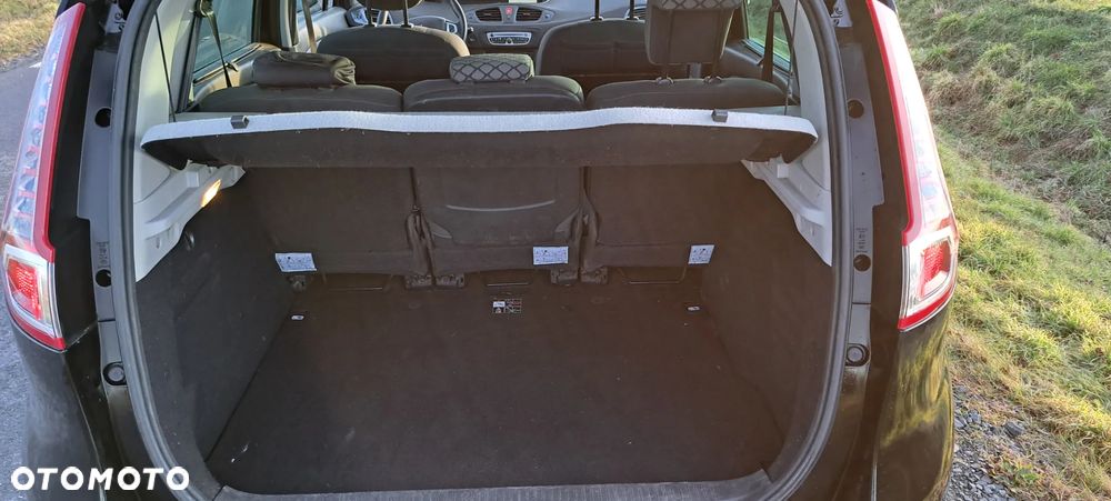 Renault Scenic - 8
