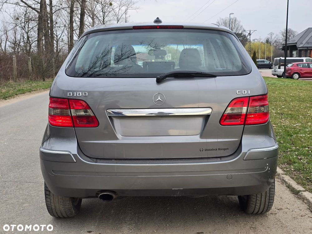 Mercedes-Benz Klasa B ver-180-cdi - 16