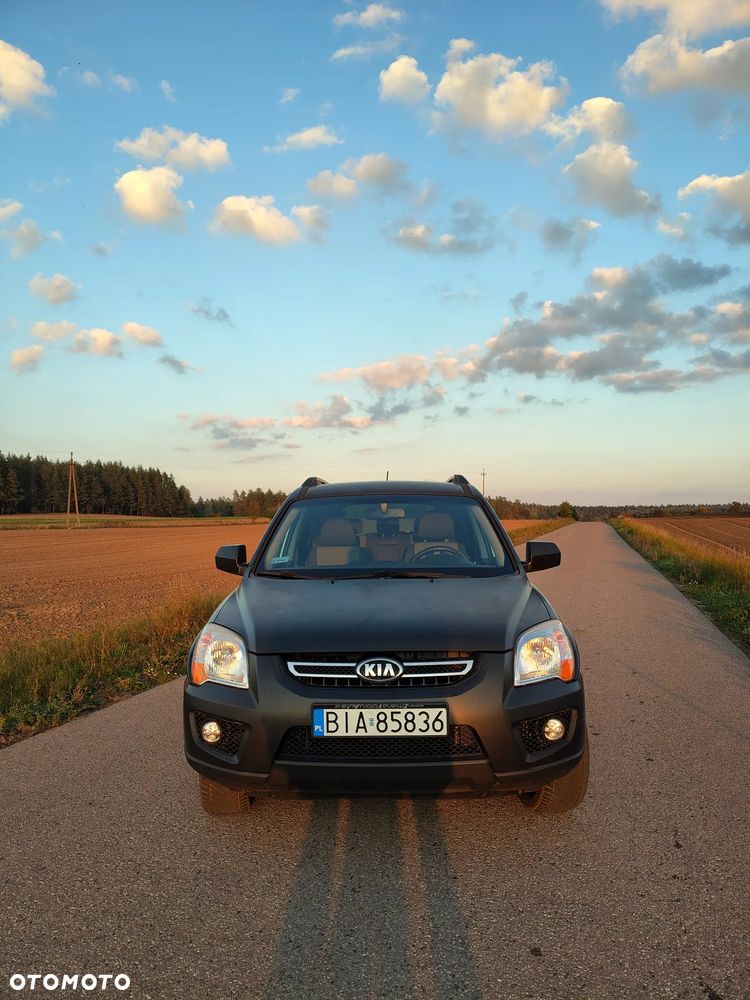 Kia Sportage 2010 photo 2