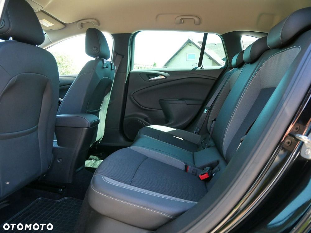 Opel Astra 1.5 CDTI Business Elegance S&S - 10