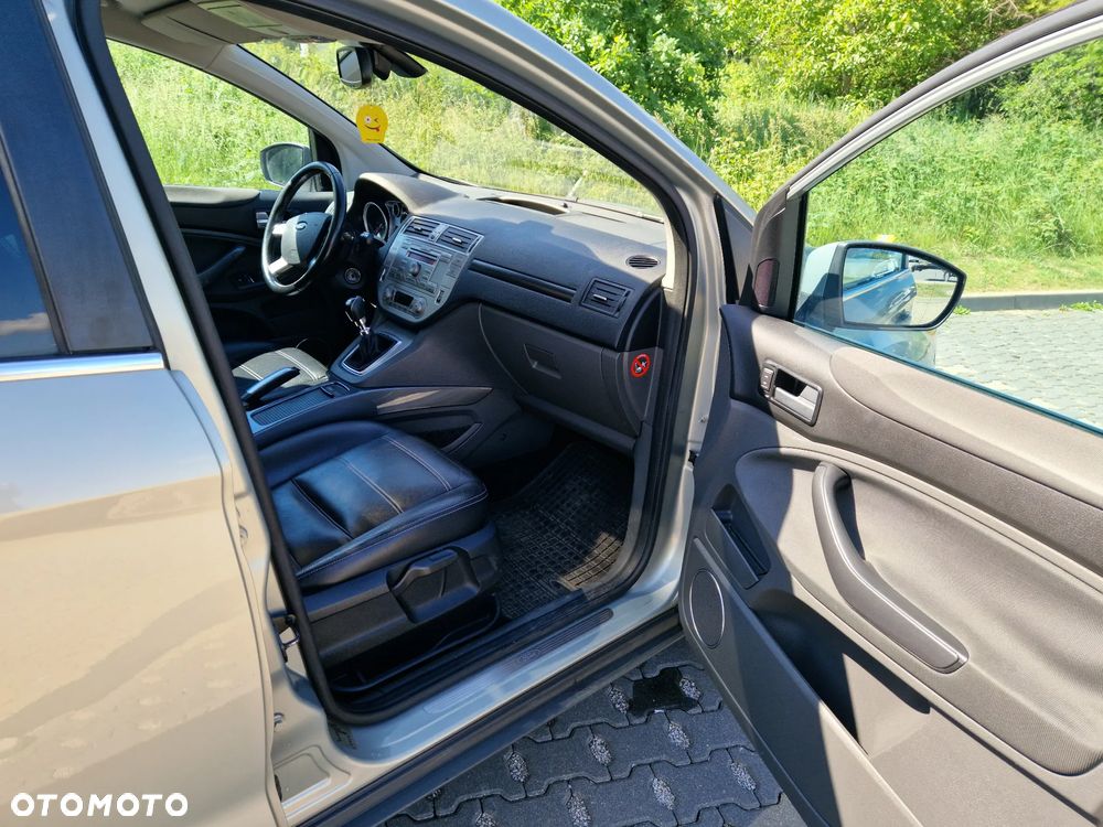Ford Kuga 2.0 TDCi Titanium - 14