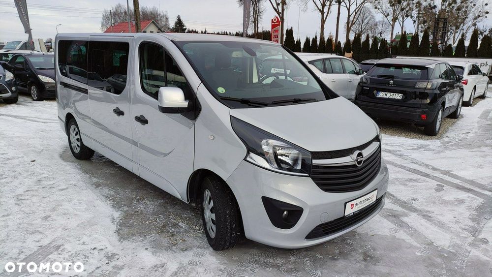 Opel Vivaro - 18