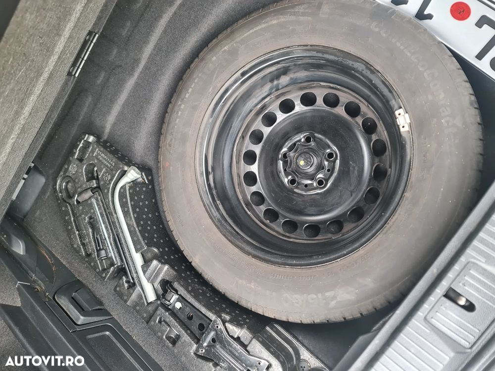 Volkswagen Passat 2.0 TDI DSG Highline - 29