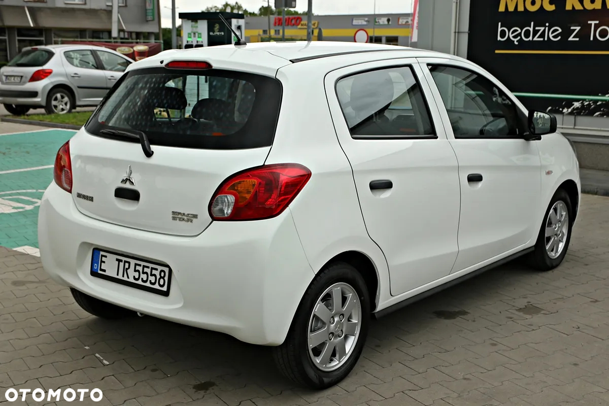 Mitsubishi Space Star - 18