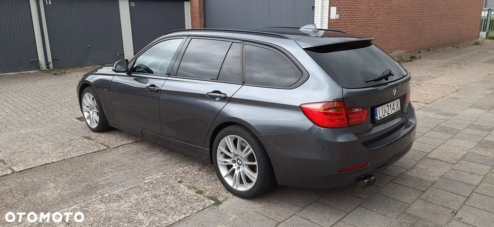 BMW Seria 3 330d Sport Line - 26