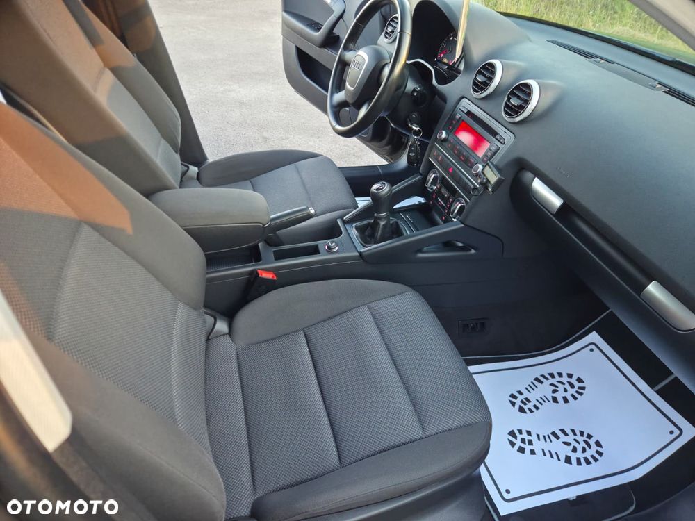Audi A3 Sportback - 17